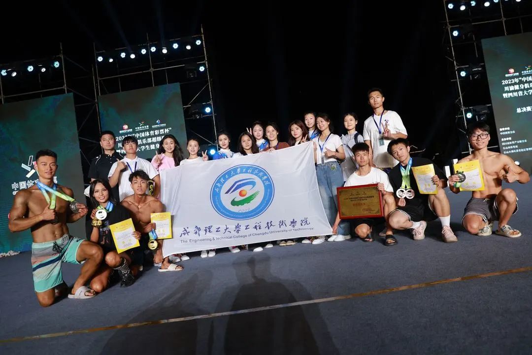a92d933df553925a1d64d083ab51139.jpg 图片